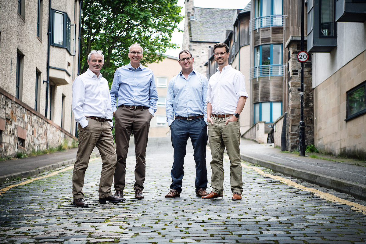 Stop the Press! A Lamb Associates Limited A Lamb Associates Limited